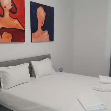 Hypnos Apartament *
